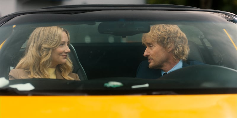 Judy Greer and Owen Wilson in Stick.