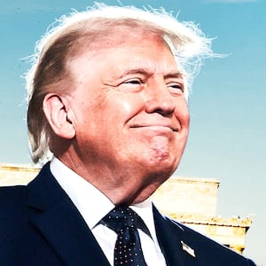 Donald Trump in front of the Lincoln Memorial